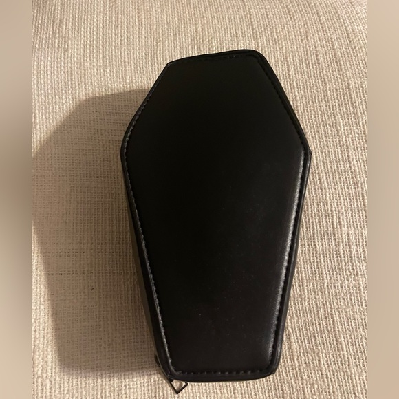 Nightmare Before Christmas Crossbody Bag - Picture 5 of 12